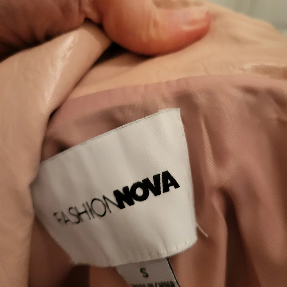 Women's Blush Pink Faux Leather Jacket  size Small - Picture 10 of 10